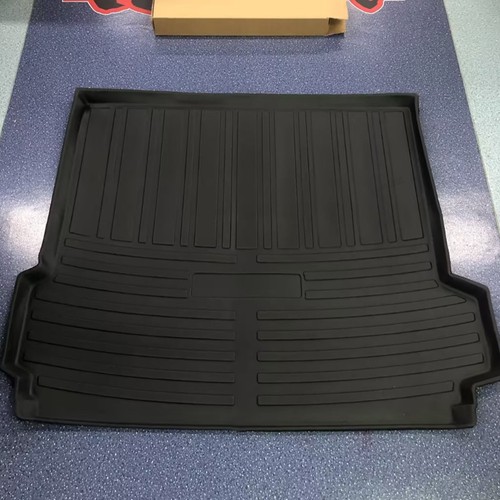 Boot liner tray non - tray, slip