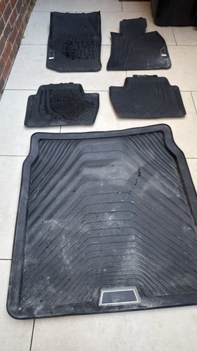 Genuine rubber mats and boot - and,